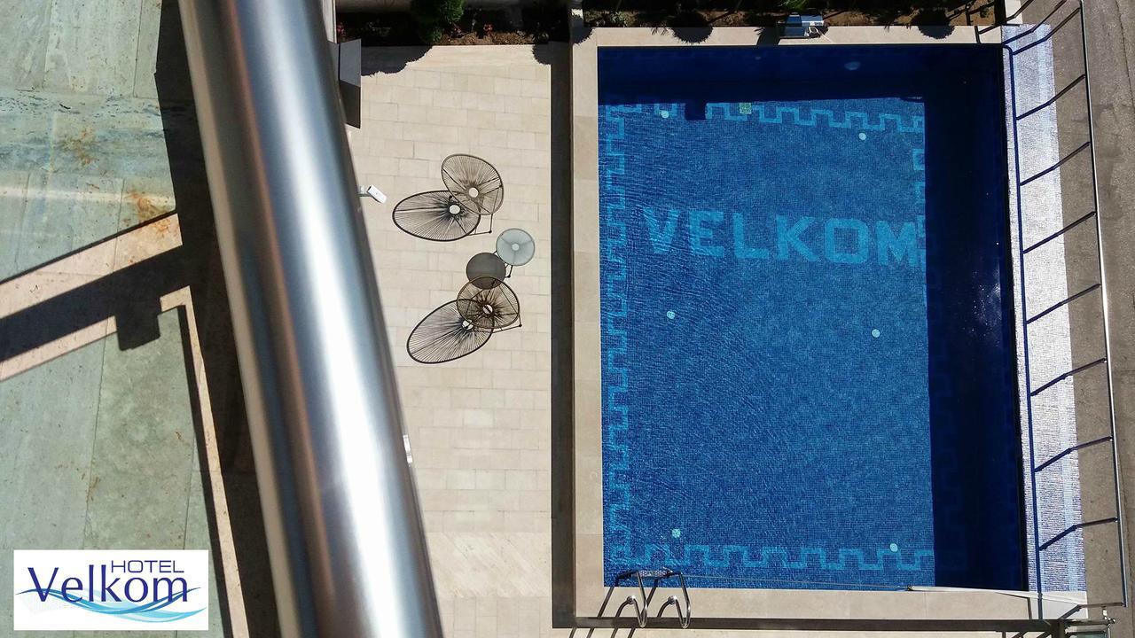 Hotel Velkom Sutomore Exterior photo